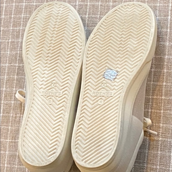 Gold Metallic Sneakers *Limited Edition* - Picture 4 of 4